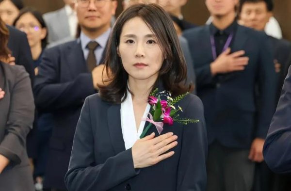 汇配资 APEC峰会刷屏的韩国女次长是谁？